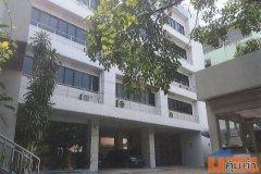ให้เช่าอาคารสำนักงาน-อาคารจำนวน2อาคารพร้อมลิฟต์โดยสาร ถนนสุขุมวิท71 ซอยปรีดีพนมยงค์ ที่จอดรถกว่า 12คัน