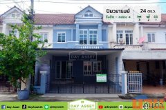 ขายทาวน์เฮ้าส์ 2 ชั้น หมู่บ้านปิยวรารมย์ คลอง 4 เนื้อที่ 24 ตร.ว. ขายเพียง 2,190,000 ล้านบาท