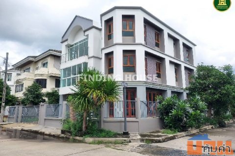 ขายบ้านเดี่ยว 3 ชั้น 100 ตร.ว. 6 นอน 6 น้ำ ซอยชินเขต งามวงศ์วาน 43 เขตหลักสี่ กรุงเทพ หลังมุม Renovate แล้ว
