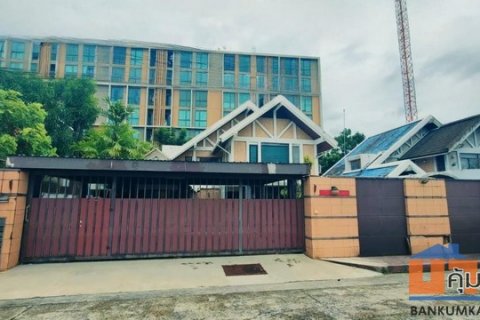 บ้านเดี่ยว 108 ตร.ว. ลาดพร้าว-วังหิน 66 ใกล้ห้าง, BTS เสนานิคม และโรงพยาบาลเปาโล เกษตร
