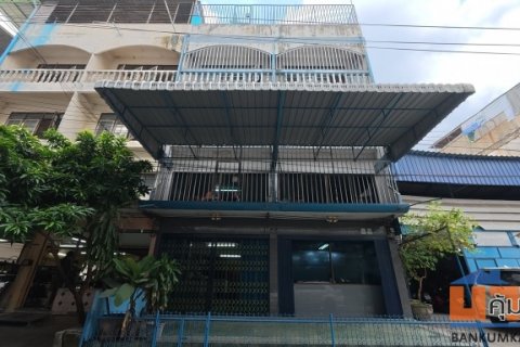 ขายอาคารพาณิชย์เอกชัย69/3บางบอน2ห้องตีทะลุต่อเติมเต็ม4ชั้นไม่รวมดาดฟ้า