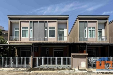 ทาวน์เฮ้าส์ ปรีชา ราม 3 ราษฏร์พัฒนา - เคหะร่มเกล้า ราคาถูกที่สุด