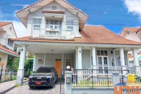 ขายบ้านเดี่ยว 2 ชั้น หมู่บ้านวรารักษ์ ซ.5/1 รังสิต-คลองสาม ทำเลดี เดินทางสะดวก ใกล้ฟิวเจอร์พาร์ค รังสิต
