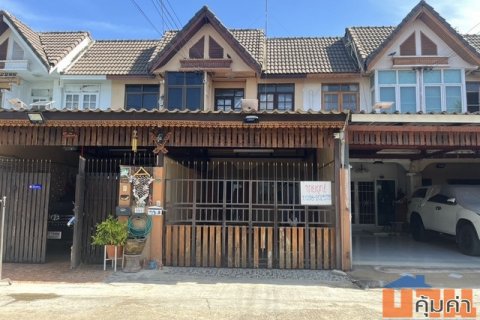 cx ขายทาวน์เฮาส์ หมู่บ้านเพชรเอก ต้นซอยวัดลาดปลาดุก Tel.099-998-3897