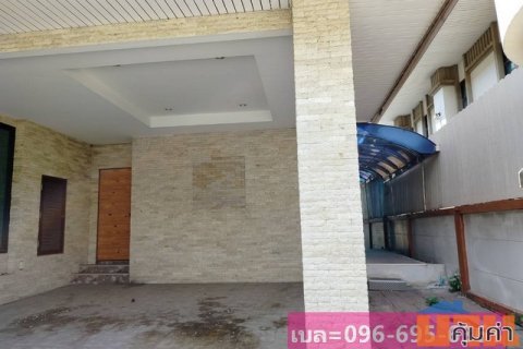 ขาย บ้านเดี่ยว 2 ชั้น 70 ตร.ว. รัตนาวดี อิลิแกน ทวีวัฒนา จัดเต็มพื้นที่ใช้สอย 220 ตร.ม.