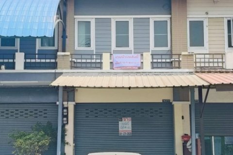 ขายทาวน์โฮม 2 ชั้น 19.5 ตร.ว. ม.สินทวีพุทธสาคร (กระทุ่มแบน) ทำเลดีเหมาะค้าขาย