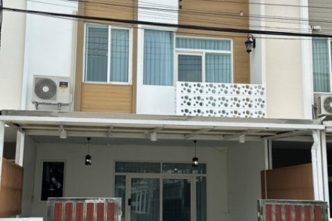 RM162 ให้เช่าบ้านใหม่ สวย ติดเมกาบางนา Casa City บางนา ใกล้ เมกะบางนา 4นอน 3นำ้ เฟอร์ครบพร้อมอยู่