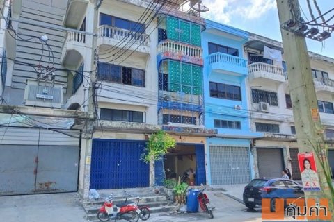 ขายอาคารพาณิชย์ 3.5 ชั้น หมู่บ้านดีเค ซอย 30 สภาพดี วิวหลังบ้านสวย เจ้าของขายเอง โทร 095-165-3654