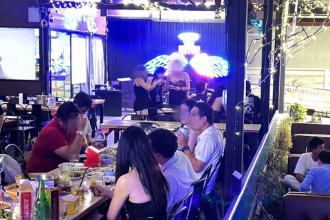 เซ้งร้านอาหาร-นั่งชิล-ดนตรีสด ปากเกร็ด นนทบุรี ถนนราชพฤกษ์ รายได้ดี ที่จอดกว่า 50 คัน สามารถรับจัดงานเลี้ยงต่างๆได้
