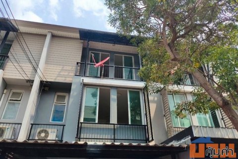 ให้เช่าทาวน์โฮม 3 ชั้น ม.อารียา เดลี่ เกษตร-นวมินทร์ เหมาะสำหรับพักอาศัย/ออฟฟิศ