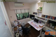 ไลฟ์ บางกอก บูเลอวาร์ด - รามอินทรา