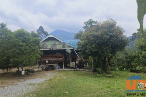 ขายด่วนที่ดิน ติดถนนดำ วิวเขา นครศรีธรรมราช