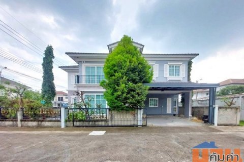 บ้าน โกลเด้น นีโอ สาทร ขนาด 0 Rai 0 ngan 55 SQ.WA 13900000 B. NICE!