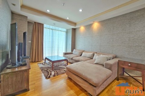 คอนโด. Urbana Sathorn 64 SQ.M. 9500000 BAHT ราคาน่าลงทุน กรุงเทพ
