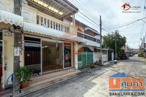 ขาย ทาวน์เฮ้าส์ 2ชั้น ม.บ้านแก้ววิลล่า 1 (ลาดพร้าว วังหินซอย70) 16ตร.ว. 2นอน บ้านสวย