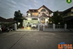ขายบ้าน หมู่บ้านเทอเรสฮิลล์ ศรีราชา พื้นที่ 76 ตร.วา 4 นอน 4 น้ำ ทำเลดี บ้านหลังมุม