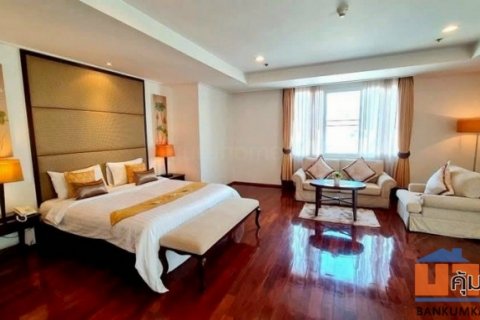 ให้เช่าห้องหรู Luxury ปิยะทิพย์ เพลส สุขุมวิท 39 ตกแต่งครบ พร้อมเข้าอยู่ ขนาด 289 ตรม 3ห้องนอน - ghd000585R