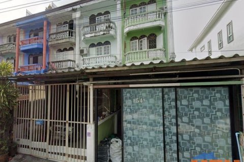 ขาย ตึกแถว 3 ชั้นครึ่ง ย่านบางแค (2.9 ล้าน) ห่างสถานีรถไฟฟ้าบางแค 8 นาที เข้าได้ 2 ทาง โทร 0867817589