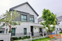 LV53178 ขาย บ้านเดี่ยว หลังใหม่ พื้นที่สวนขนาดใหญ่ เซนโทร บางนา Centro Bangna ทำเลเทพ ใกล้เมกะบางนา และ รร. นานาชาติ