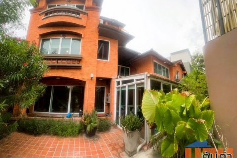 ขายบ้านเดี่ยว สุขุมวิท71 เนื้อที่ 120 ตรว. ทำเลดี ซ.ปรีดี25, เอกมัย ซ.10