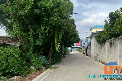 ขายที่ดิน ซอยเพชรเกษม 77 หนองแขม เนื้อที่ 100 ตรว.หมู่บ้านสวัสดิการ1 รูปแปลงสวย