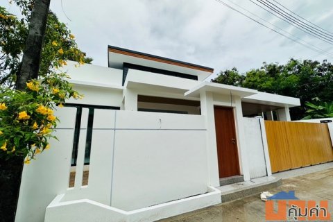 หมู่บ้านพูนทรัพย์ฉลองภูเก็ต วิลล่ารีโนเวทใหม่ 70วา 3ห้องนอน 3ห้องน้ำ ใกล้วัดฉลอง
