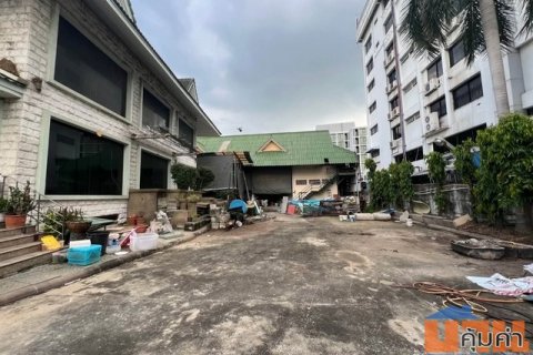 HR2440ขายที่ดินพร้อมสิ่งปลูกสร้าง เนื้อที่ 217 ตรว. ซอยอ่อนนุช ใกล้รถไฟฟ้าสายสีเหลือง สถานีศรีนุช