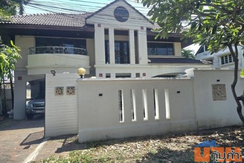 ให้เช่า บ้านเดี่ยว2ชั้น 150ตรว. อยู่ถ.พัฒนาการ69 ใกล้ซีคอนสแควร์ พาราไดซ์พาร์ค