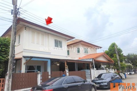 บ้านแฝด หมู่บ้านบางกอกการ์เด้นท์ ปิ่นเกล้า-วงแหวน ซอยวัดส้มเกลี้ยง นนทบุรี
