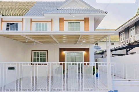 หมู่บ้านพฤกษา 25 บ้านแฝด ตกแต่งใหม่ทั้งหลัง มีพื้นที่ใช้สอยกว้างขวาง พร้อมอยู่
