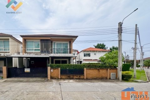 โกลเด้น วิลเลจ อ่อนนุชพัฒนาการ | บ้านแฝด Fully Furnished