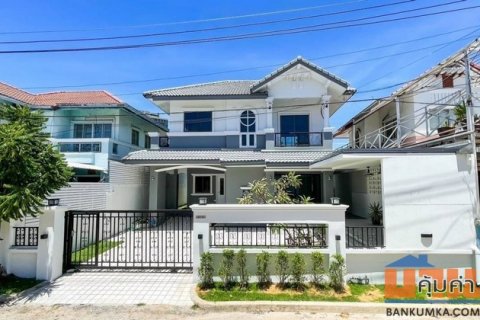 ขายบ้านเดี่ยว 2ชั้น มบ.อัมพรเพลสศรีราชา ขนาด 51 ตรว พร้อมเฟอร์ บิ้วอินพร้อมอยู่ ใกล้ รพ.สมเด็จศรีราชา ชลบุรี