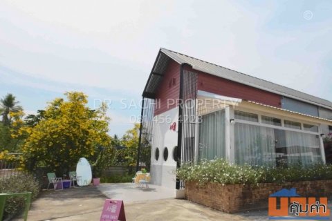 ขายบ้านสวย ในตัวเมืองลำพูน 122.7 ตรว. พร้อมกิจการคาเฟ่ บรรยากาศดี เงียบสงบ