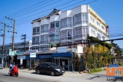 ขายอาคารพาณิชย์ 4 ชั้น 1 คูหา ติดถนนโชตนา ใกล้โรงพยาบาลนครพิงค์ อ.แม่ริม เชียงใหม่