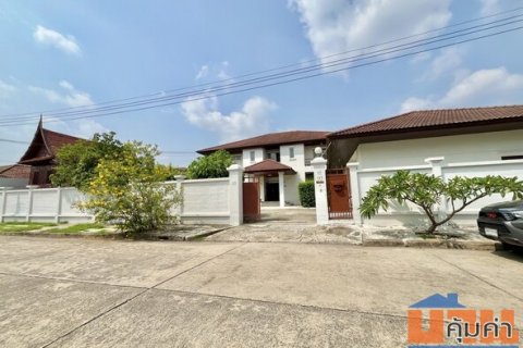 ขายบ้านเดี่ยว หลังใหญ่ หลังบ้านติดริมน้ำ เนื้อที่ 324 ตรว. 4 ห้องนอน 4 ห้องน้ำ หมู่บ้านเมืองเอก จังหวัดปทุมธานี
