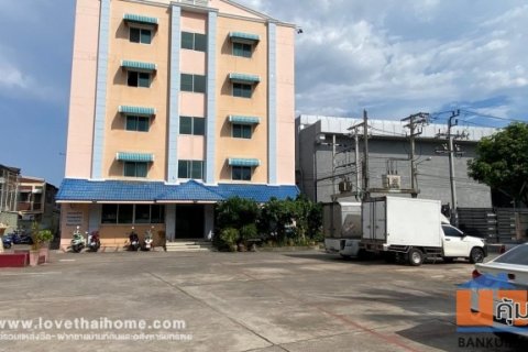 ขายอพาร์ตเม้นท์ ซอยแบริ่ง43 (สมบูรณ์ แมนชั่น) 459 ตรว. ใกล้รถไฟฟ้าสายสีเหลือง-สถานีแบริ่งเพียง 400 เมตรเท่านั้น