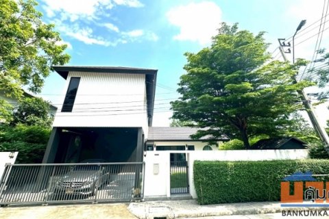ขาย บ้านเดี่ยวไซส์ใหญ่ 2 ชั้น โครงการ โนเบิล เกเบิล วัชรพล บ้านสวยพร้อมอยู่ แปลงมุม ตรงข้าม Clubhouse วิวสวนของส่วนกลา