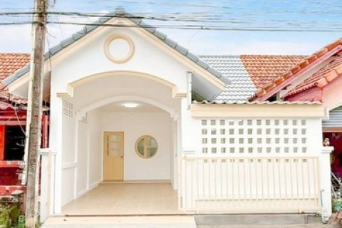 บ้านราคาไม่เกินล้าน ใกล้สี่แยกนิคมพัฒนา ผ่อนเพียงเดือนละ 3000 กว่าบาท