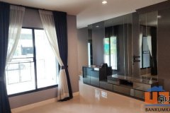 บ้านใหม่ ทาวน์โฮม 2 ชั้น ตกแต่งครบ พร้อมเข้าอยู่ พลีโน่ สุขุมวิท-บางนา