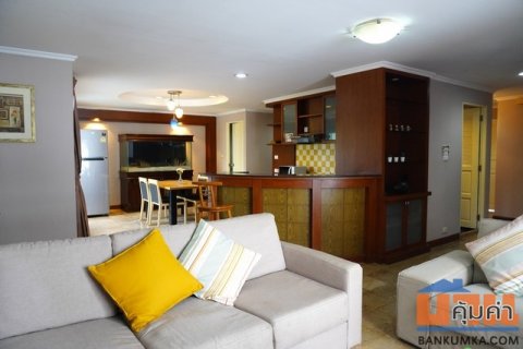 เช่า คอนโด 4 ห้องนอน ยังเพลส ซอยประสานมิตร (สุขุมวิท 23)- Young Place Condo Sukhumvit 23