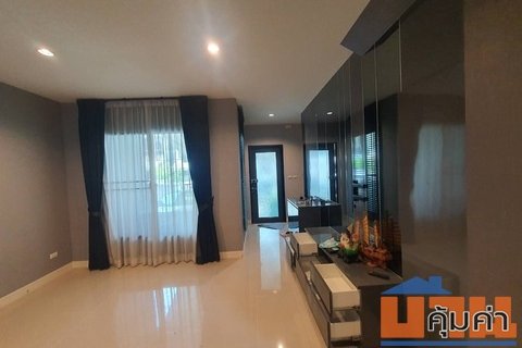 ขายบ้าน หมู่บ้าน พลีโน่ สุขุมวิท-บางนา 19 ตร.ว เฟอร์นิเจอร์ครบพร้อมอยู่
