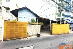 ขายที่ดินพร้อมบ้าน 93 ตร.ว. ซอยตากสิน 18 ทำเลทอง ใกล้เดอะมอลล์ ท่าพระ ทำเลศักยภาพใจกลางย่านธนบุรี