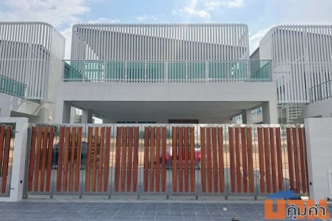 บ้านเช่าพร้อมสระ่ว่ายน้ำส่วนตัว หรูสไตล์ #luxury สามารถเช่าปล่อยรายวันได้