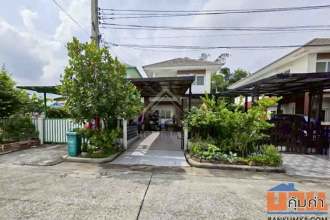บ้านแฝด 2 ชั้น หมู่บ้าน วิลล่า คุณาลัย Villa Khunalai บางบัวทอง