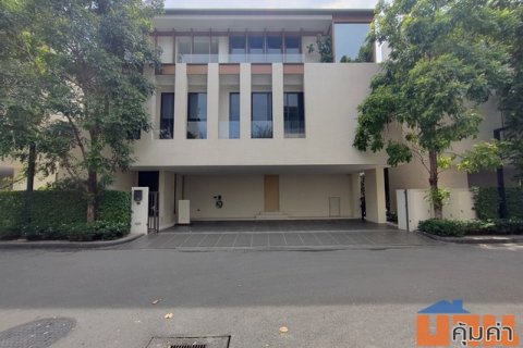 พาร์ค เฮอริเทจ - พัฒนาการ 20 Park Heritage Phatthanakan - 20 บ้าน Luxury 3 ชั้น SizeM