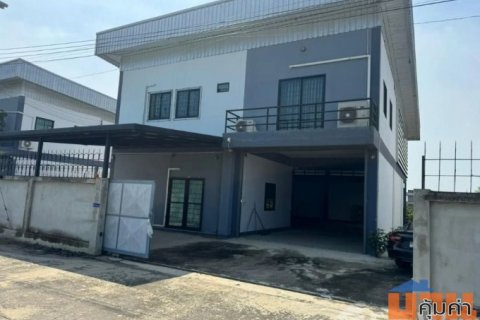 ขายโรงงานพร้อมออฟฟิศขนาดเล็ก อาคารเดี่ยว 2 ชั้น ทำเลดี เดินทางสะดวก