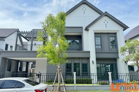 LV53124 ขาย บ้านเดี่ยว เซนโทร บางนา Centro Bangna ทำเลติด Mega บางนา บ้านเสร็จเรียบร้อยพร้อมเข้าอยู่