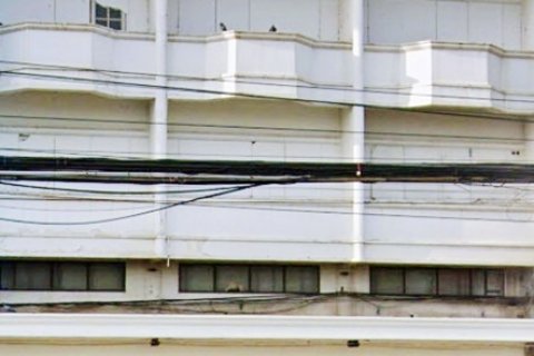 ให้เช่าอาคารพาณิชย์ 3.5 ชั้น ติดถนนมิตรภาพ 38ตร.วา.434ตร.ม.โลตัส พิษณุโลก 1.8 กม. 2 คูหา ม.พิษณุโลก 1.9 กม. 3 น้ำ