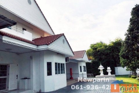 428935 ขายบ้านพหลโยธินซอย 34 ขนาด 239 ตร.วา พื้นที่ใช้สอย 480 ตร.ม บ้านเดี่ยวพร้อมที่ดิน