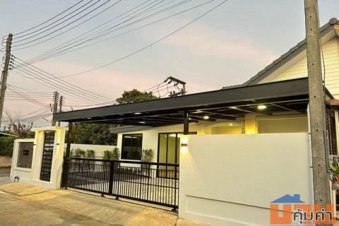 [ขาย] บ้านแฝด หมู่บ้านสินสุขธานี | 67.8 ตร.ว. รีโนเวทใหม่ | 3 นอน 2 น้ำ | 4.99 ล้าน